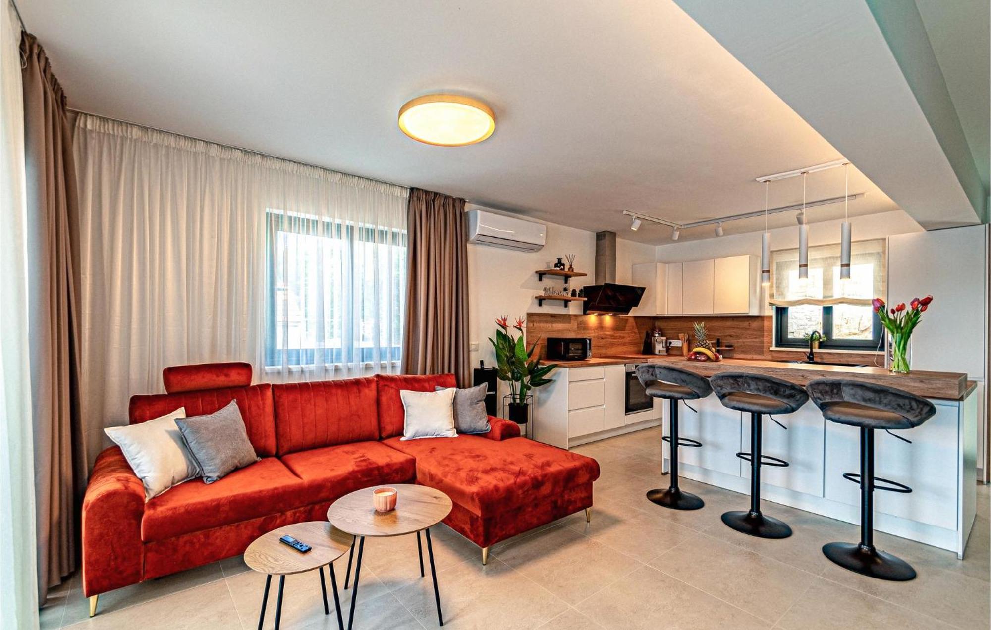 Amazing Home In Blato With Kitchen Extérieur photo